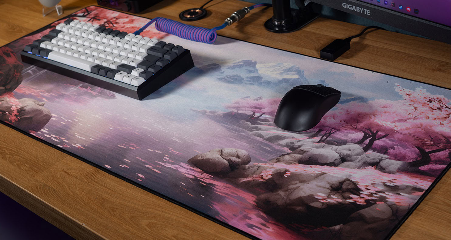 🌀 Surprise Gaming Mousepad